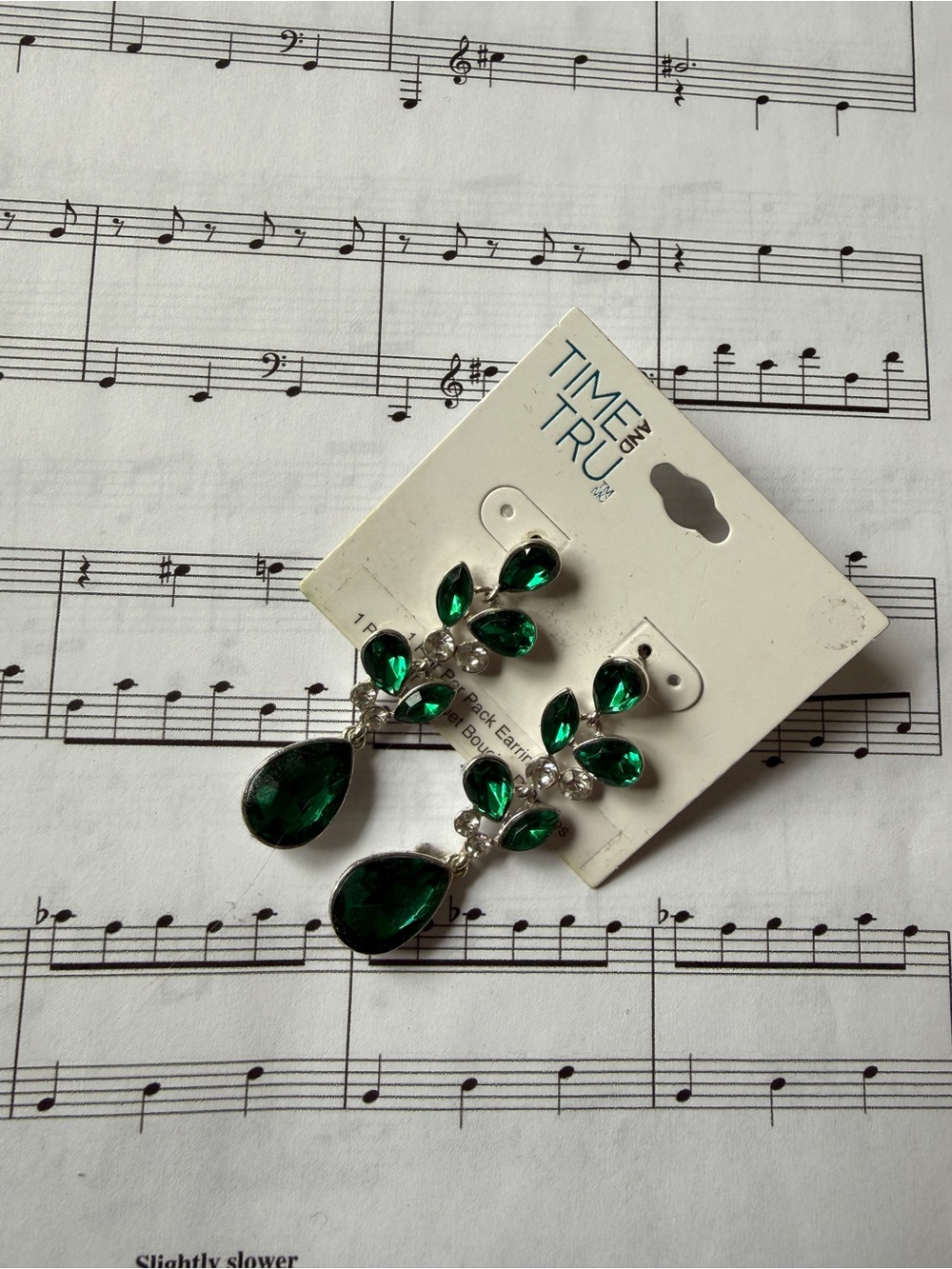 4 for $20 - Time and Tru Emerald Green Teardrop Crystal Drop Earrings